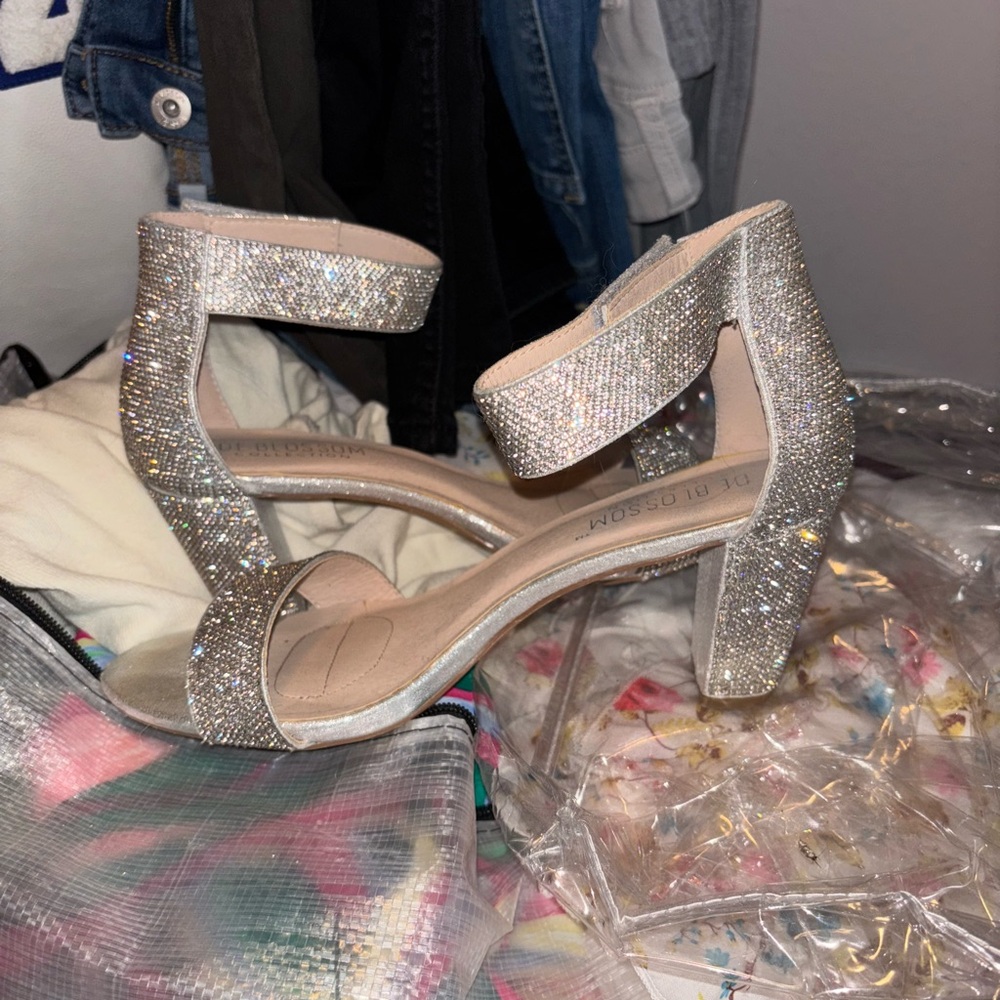 De Blossom Collection Silver Sparkle Heels